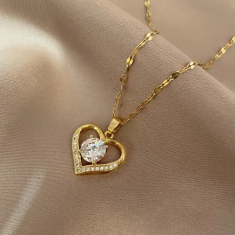 Collar Corazón con Diamante